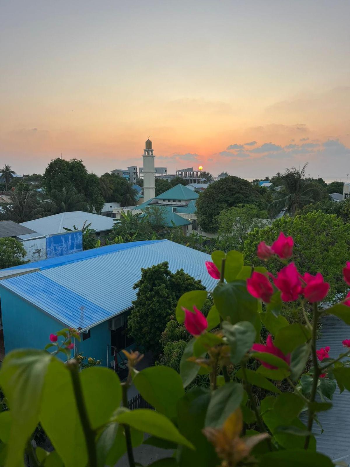 Wish Guesthouse Huraa Dış mekan fotoğraf